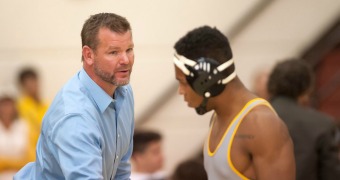 Wyoming coach Branch signs contract extension