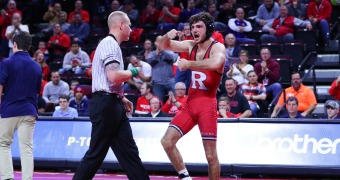 DelVecchio named assistant coach at Stevens