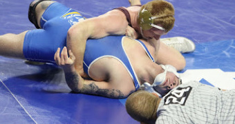 Augsburg takes commanding lead at NCAA Division III Championships