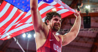 Smith wins gold on opening day of Pan American Games