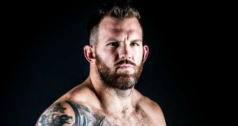 Ex-wrestlers make short work of rivals at Bellator 199