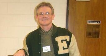 Alums sue EMU, saying school broke Open Meetings Act