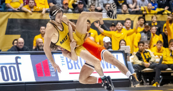 Oklahoma State defeats Missouri to remain undefeated
