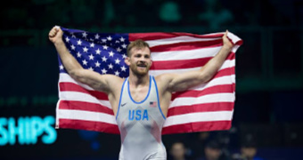 Taylor wins world title in dominant fashion, USA leads team race